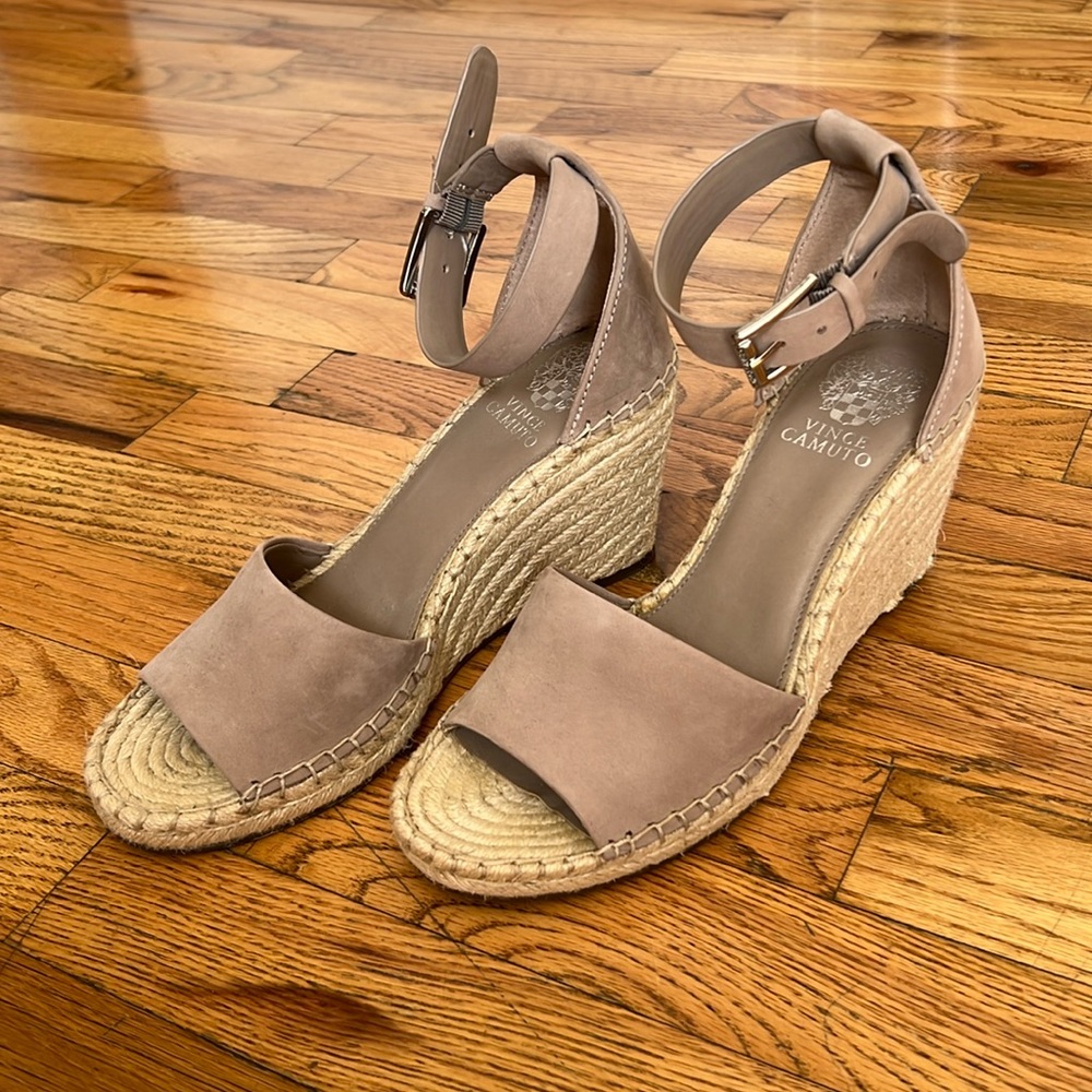 Vince Camuto wedges